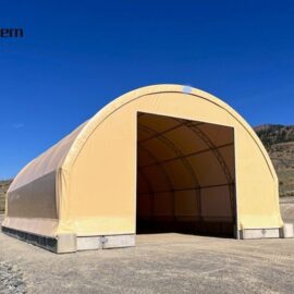 Refugio de almacenamiento con arco de tela